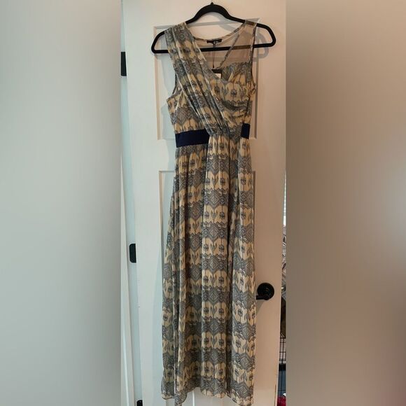 Ryu Printed Maxi Dress - Picture 3 of 7